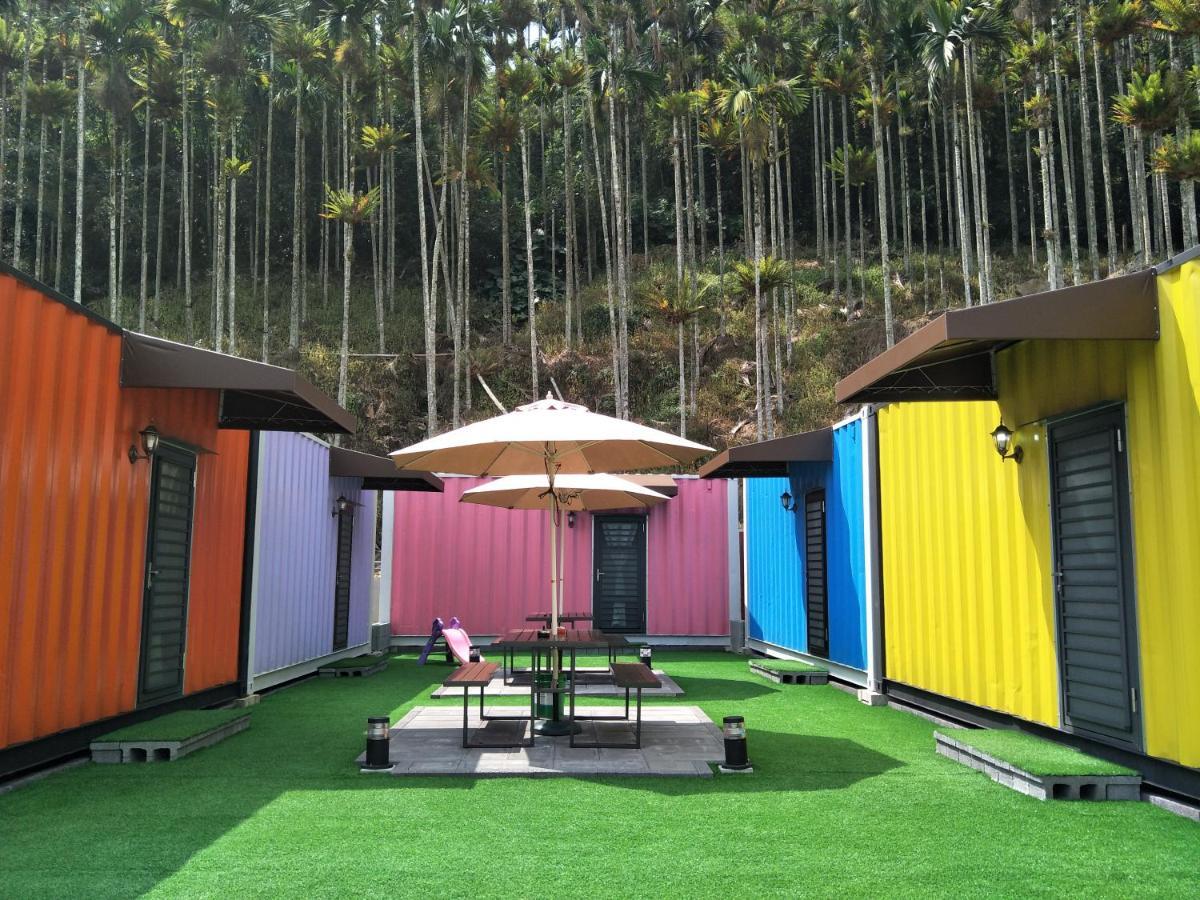 Tea King Container Bed & Breakfast Yuchi Exterior photo