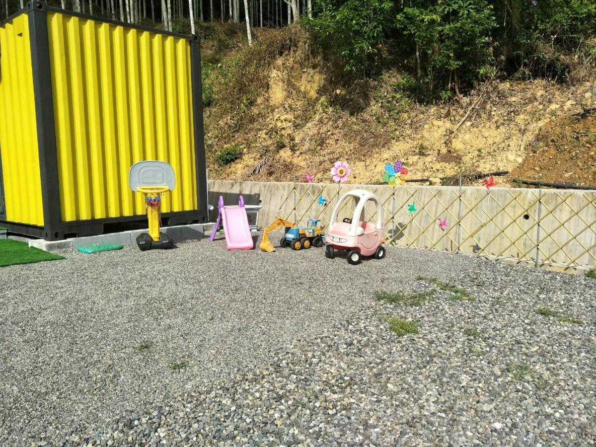 Tea King Container Bed & Breakfast Yuchi Exterior photo